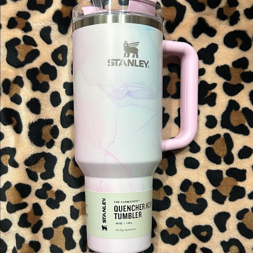 Stanley Blush Quencher Tumbler with Handle